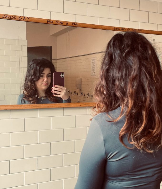 Il Confine tra Sé e Riflesso