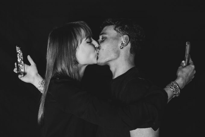 RESTIAMO IN CONTATTO